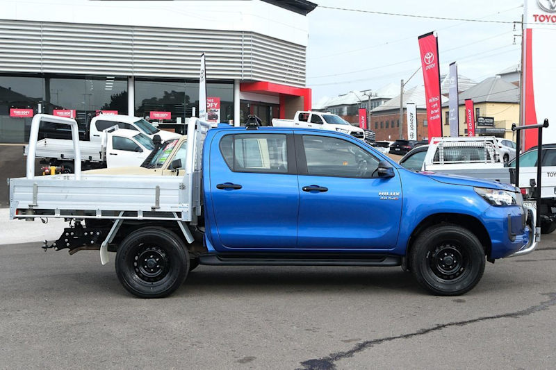 Hilux 4x4 SR 2.8L T Diesel Automatic Double Cab C/C 2U76980 00162936663894914112