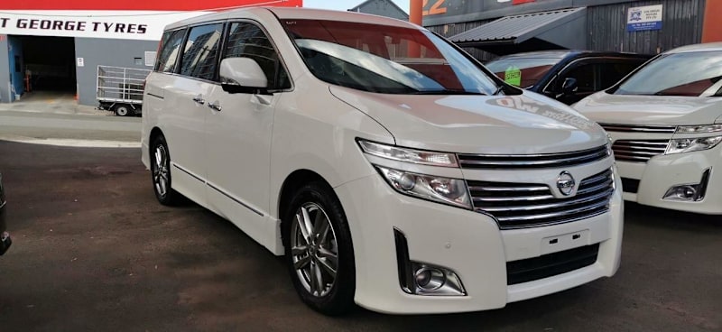 2010 Nissan Elgrand PE52 Highway Star White Constant Variable People Mover62886406325121112