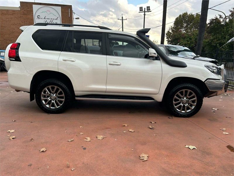 2018 Toyota Landcruiser Prado GDJ150R MY17 VX (4x4) White 6 Speed Automatic Wagon62934703743363113