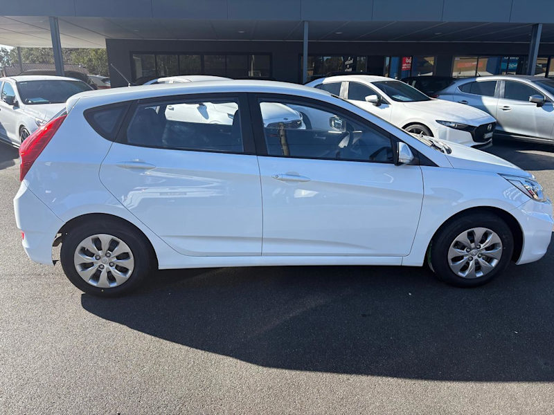 2017 Hyundai Accent RB4 MY17 Active White 6 Speed Manual Hatchback62934696316929111