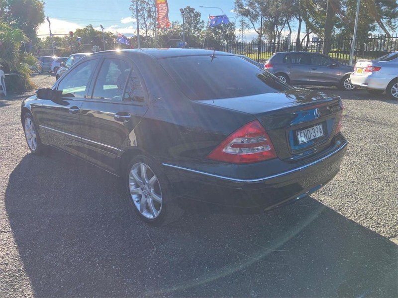 2003 Mercedes-Benz C-Class W203 MY2003 C200 Kompressor Classic Black 5 Speed Sports Automatic Sedan62936663402370113
