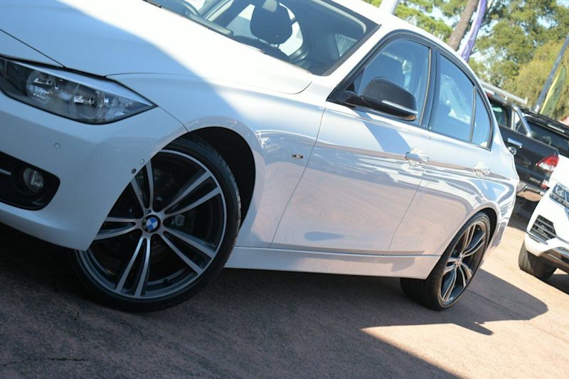 2014 BMW 328i F30 MY14 Upgrade Luxury Line White 8 Speed Automatic Sedan62933711307522111