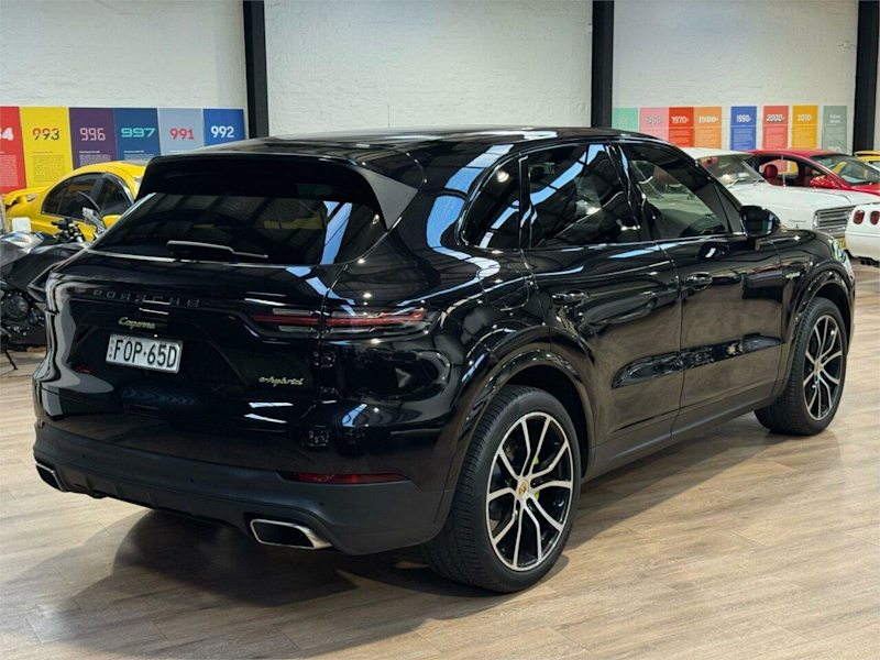 2019 Porsche Cayenne 9YA MY19 E-Hybrid Tiptronic Jet Black 8 Speed Sports Automatic Wagon Hybrid62935681494529111