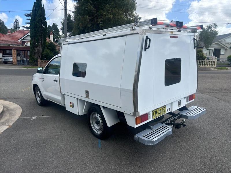 2011 Toyota Hilux KUN16R MY11 Upgrade SR White 5 Speed Manual Cab Chassis62937625711617113