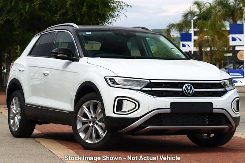 2025 Volkswagen T-ROC D11 MY25 110TSI Style Ravenna Blue Metallic Black 8 Speed Sports Automatic62933704639489110