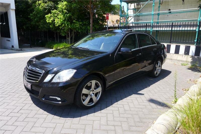 2009 Mercedes-Benz E500 212 Avantgarde Black 7 Speed Automatic G-Tronic Sedan62933712302721113