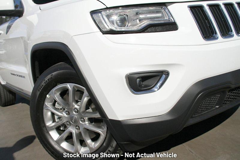 2013 Jeep Grand Cherokee WK MY2014 Laredo Pure White 8 Speed Sports Automatic Wagon62935692997634111