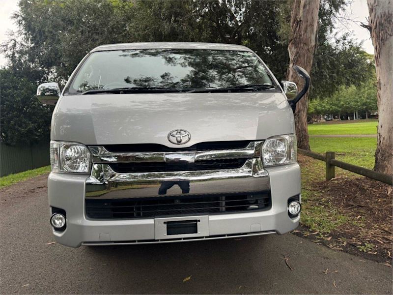 2019 Toyota HiAce TRH219R MY19 UPGRADE 2019 GL 4WD Widebody 10 Seater 4WD Silver Automatic62934706278019113