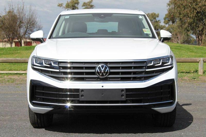 2025 Volkswagen Touareg RC MY25 170TDI Tiptronic 4MOTION Pure White 8 Speed Sports Automatic Wagon62939538059777111