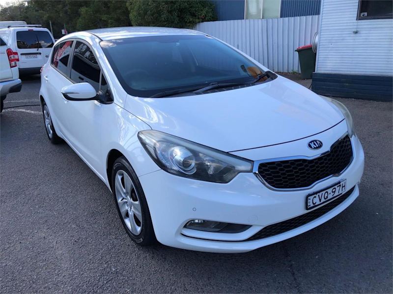 2014 Kia Cerato YD MY15 S White 6 Speed Sports Automatic Hatchback628864064610571115