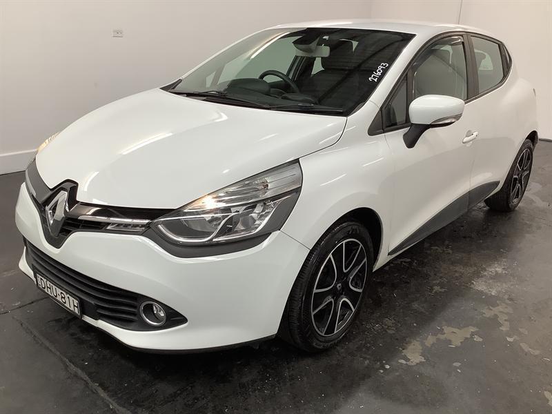2015 Renault Clio X98 Expression White 5 Speed Manual Hatchback62936662300291111