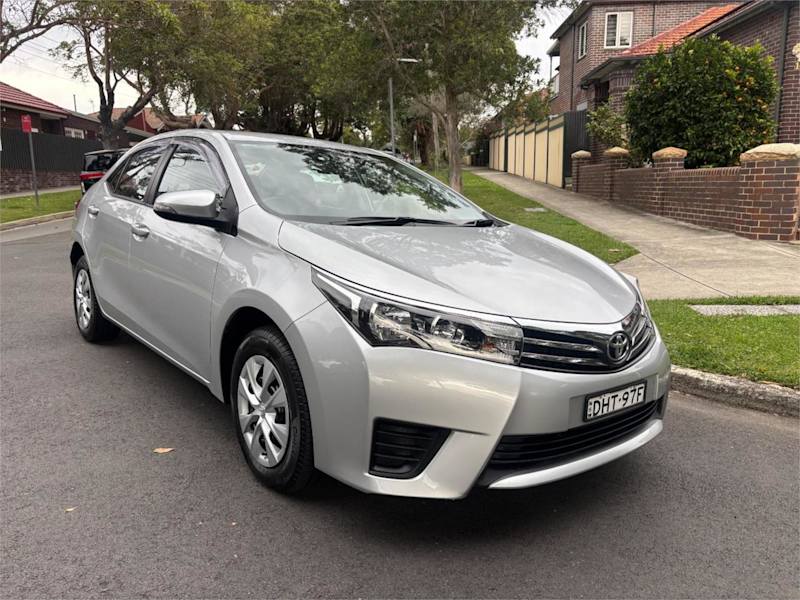 2016 Toyota Corolla ZRE172R Ascent Silver, Chrome 6 Speed Manual Sedan629337071605791111