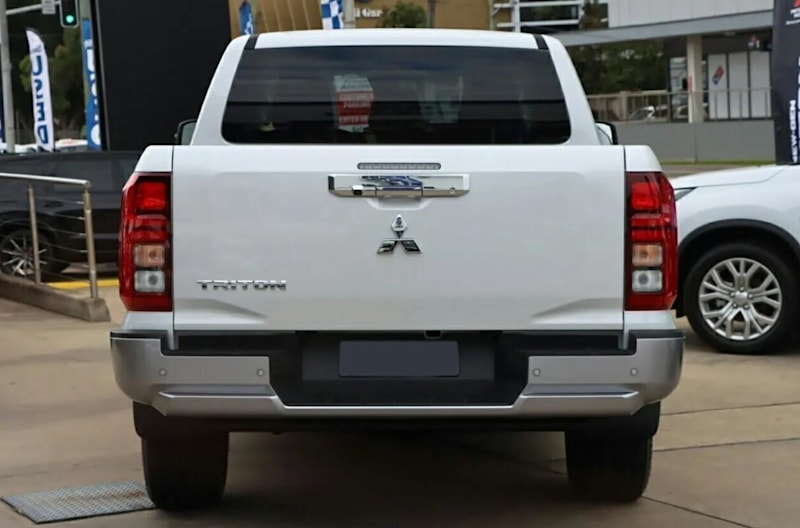 2024 Mitsubishi Triton MV MY24 GLS Pick-up Double Cab 4x4 White Diamond 6 Speed Sports Automatic62882732243585113