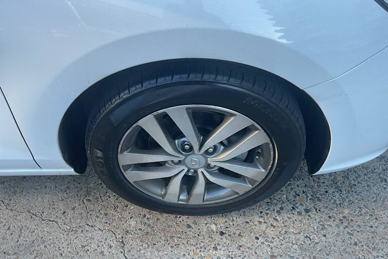 2019 Hyundai i30 PD2 MY20 Active White 6 Speed Sports Automatic Hatchback62932715491459113