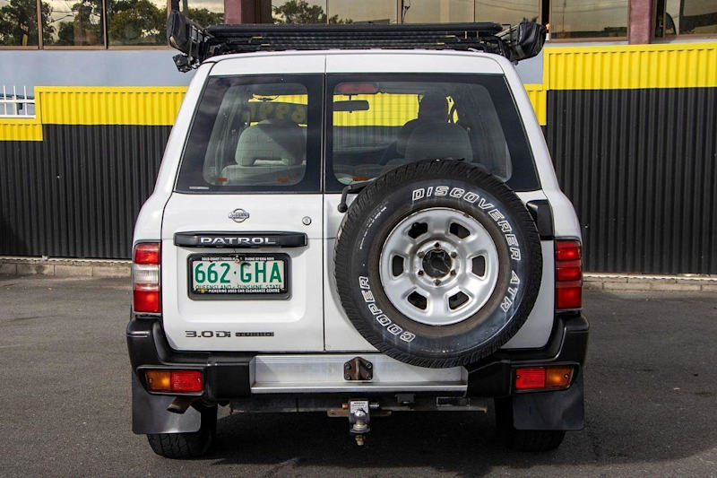 2001 Nissan Patrol GU II ST White Automatic Wagon62882735777411114