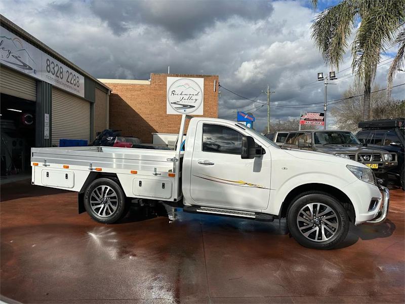 2017 Nissan Navara D23 Series II RX (4x2) White 6 Speed Manual Cab Chassis62933711600131112