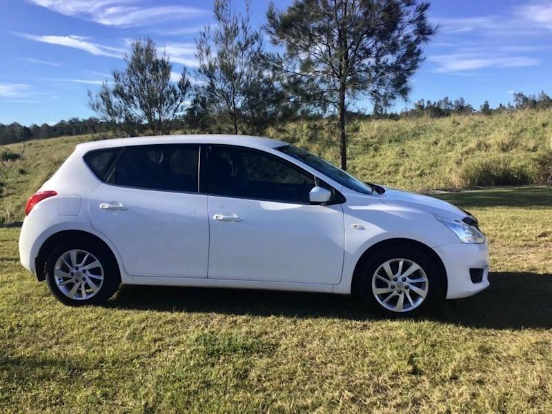2015 NISSAN PULSAR ST B17--Located in MACKSVILLE on the NSW Mid-North Coast  between Port Macquarie 62935680594049112