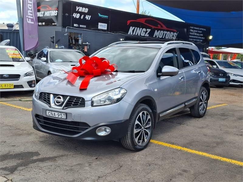 2013 Nissan Dualis J107 Series 3 MY12 +2 Hatch X-tronic 2WD Ti-L Grey 6 Speed Constant Variable62935692886787112