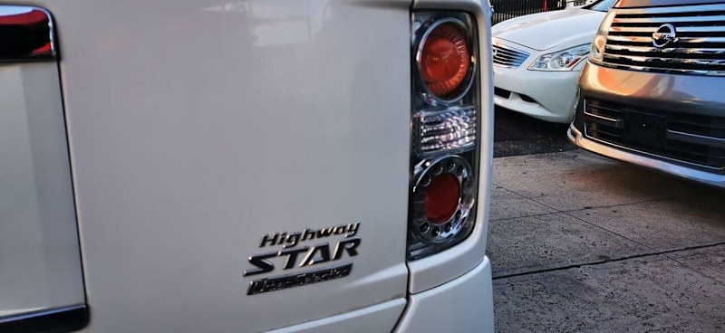 2007 Nissan Elgrand NE51 Highway Star White Automatic People Mover62882737724417113