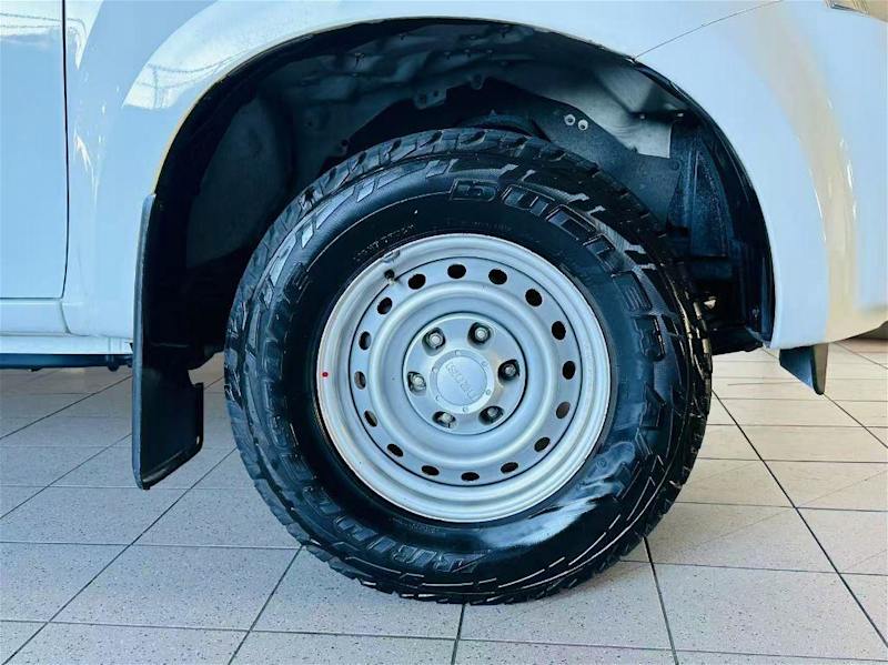 2017 Isuzu D-MAX TF MY17 SX HI-Ride (4x2) White 6 Speed Automatic Space Cab Utility62933714229889113