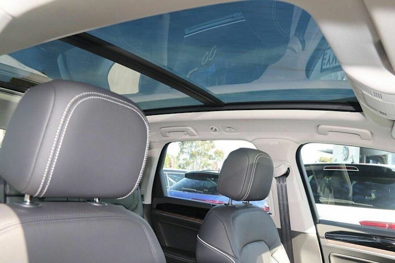 2023 Volkswagen Touareg RC 210TDI Elegance 0e0e-Grenadiliablack Steptronic Wagon62933713985667114