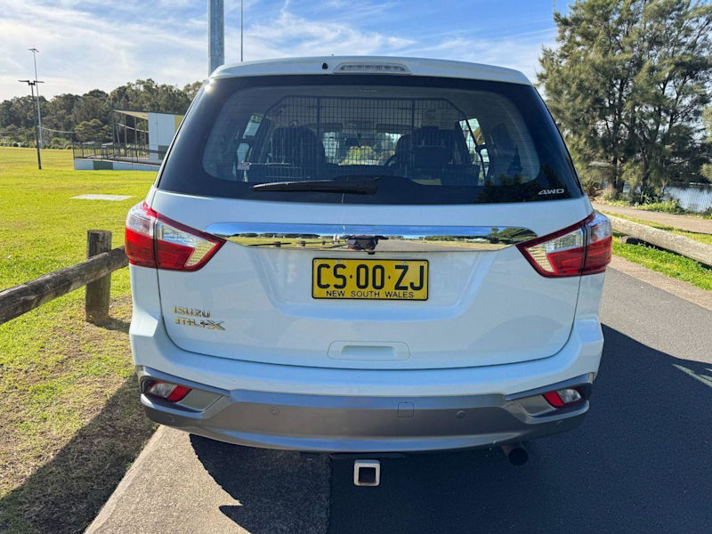2019 Isuzu MU-X White Automatic Wagon62933711928961114