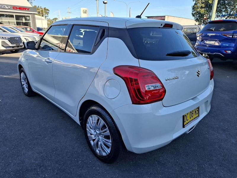 2017 Suzuki Swift AZ GL Navigator White 1 Speed Constant Variable Hatchback62934698873729113