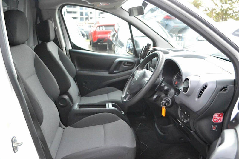 2017 Citroen Berlingo B9C MY17 L2 BlueHDi Van 5dr ETG 6sp 730kg 1.6DT White62882738142081112