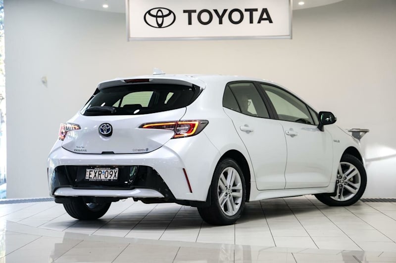 2022 Toyota Corolla ZWE219R Ascent Sport E-CVT Hybrid Frosted White 1 Speed Constant Variable62882770708866113