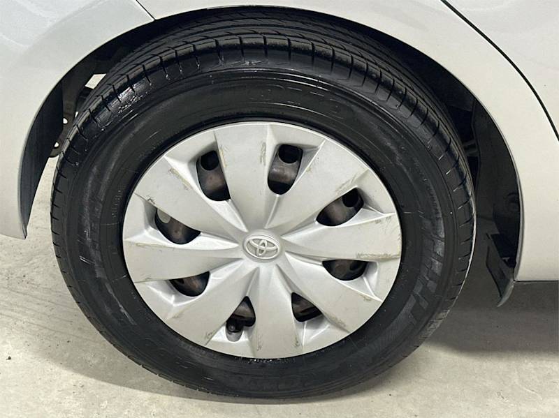 2014 Toyota Yaris NCP130R YR Silver 4 Speed Automatic Hatchback62937623597825113