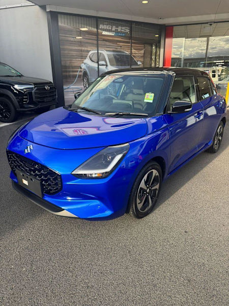 2024 Suzuki Swift UZ Hybrid GLX Frontier Blue Pearl with Black Roof 1 Speed Constant Variable62933708356866112