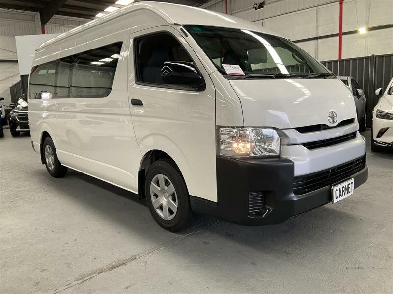 2016 Toyota HiAce KDH223R MY16 Commuter White 4 Speed Automatic Bus62933713811715113