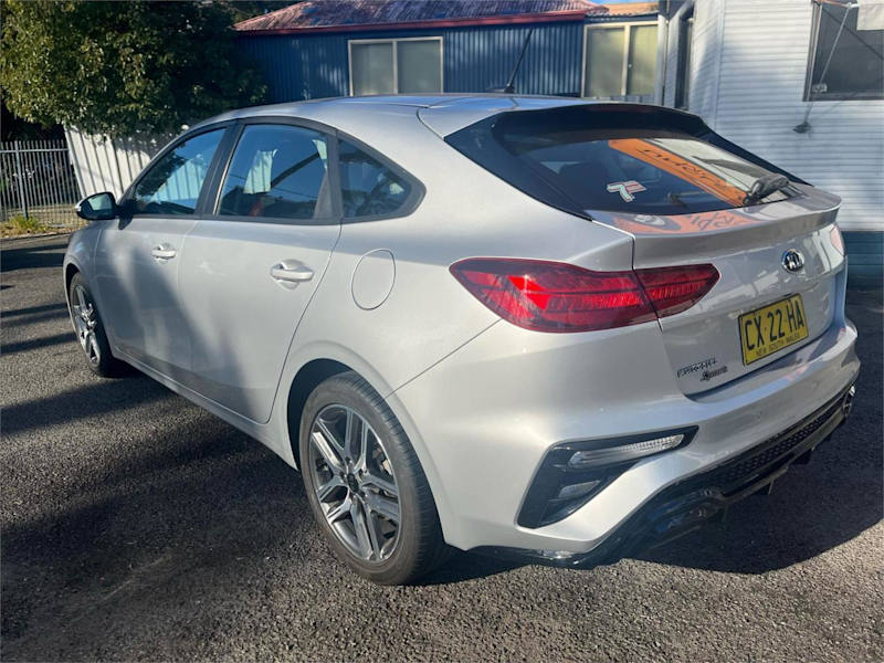 2018 Kia Cerato BD MY19 Sport Silver, Chrome 6 Speed Sports Automatic Hatchback62932712935170114