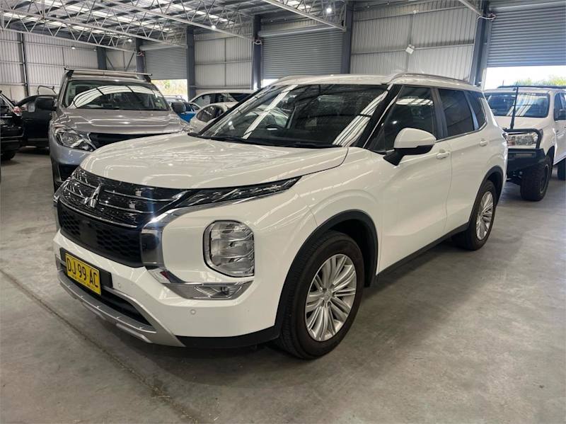 2023 Mitsubishi Outlander ZM MY23 LS 2WD White 8 Speed Constant Variable Wagon62933708821505112