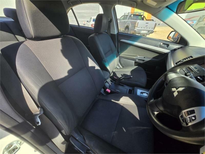 2009 Mitsubishi Lancer CJ MY10 ES White 6 Speed Constant Variable Sedan62882730364546113