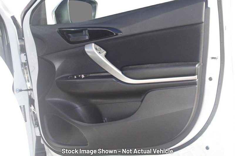 2024 Mitsubishi Eclipse Cross YB MY24 ES 2WD White 8 Speed Constant Variable Wagon62882732414722114