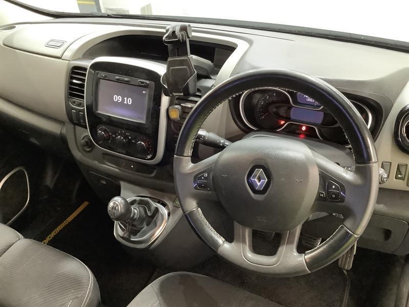 2018 Renault Trafic X82 MY18 Formula Edition LWB Black 6 Speed Manual Van62935686908673114