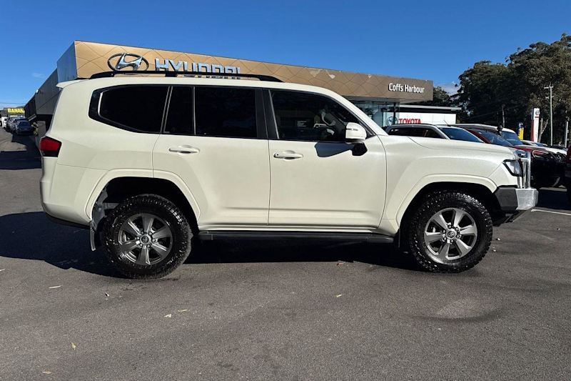 2022 Toyota Landcruiser FJA300R VX Crystal Pearl 10 Speed Sports Automatic Wagon62935691007235112