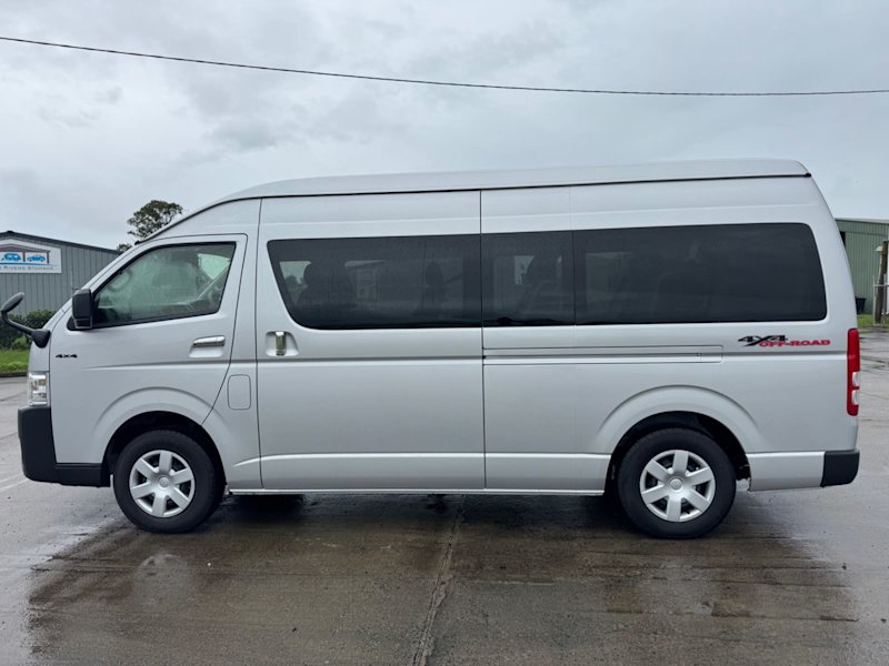 2024 4WD BUS, 14-seater! TOYOTA HIACE SLWB brand new!! Choice of four!62935682983171114