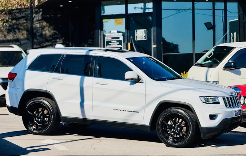 2015 JEEP GRAND CHEROKEE LAREDO (4x2)62932714809219113