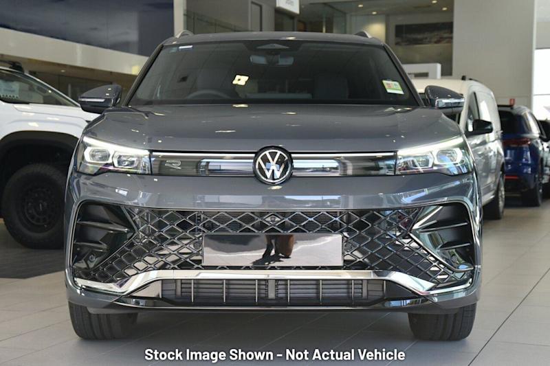 2025 Volkswagen Tiguan CT MY25 195TSI R-Line DSG 4MOTION Persimmon Red Premium Metallic 7 Speed62933704516866113