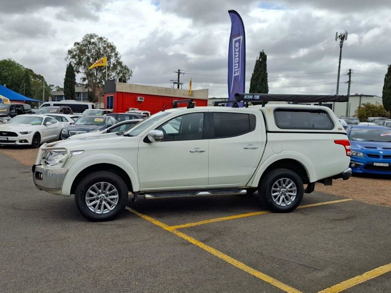 2016 Mitsubishi Triton MQ MY16 GLX Club Cab White 6 Speed Manual Cab Chassis62935689436161113
