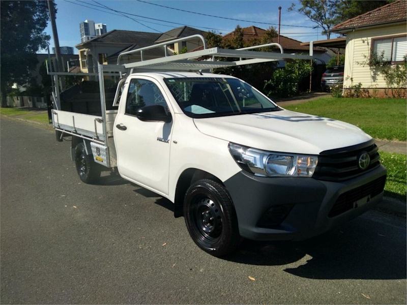 2019 Toyota Hilux TGN121R Workmate 4x2 White 6 Speed Sports Automatic Cab Chassis62934704575490111