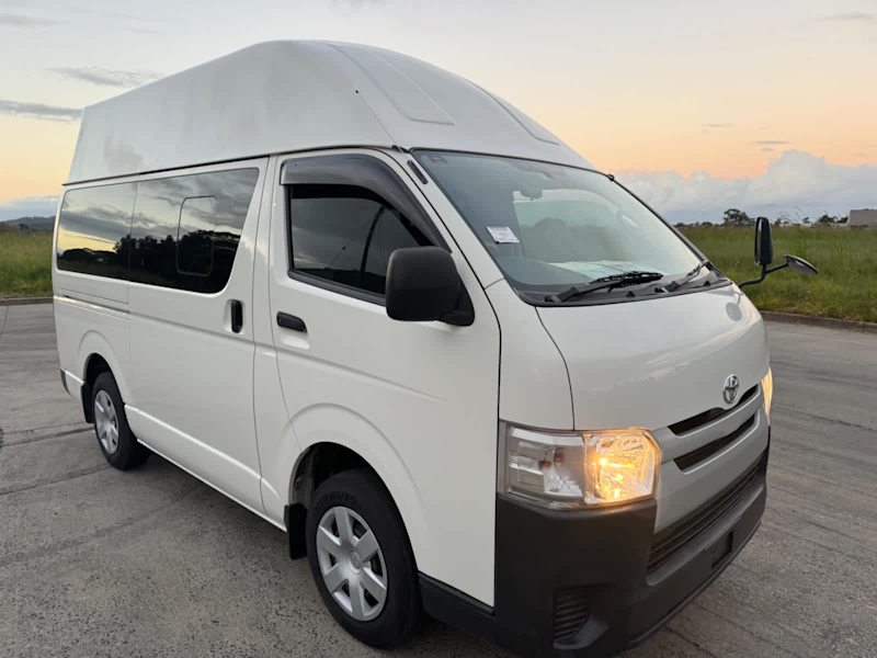 2016 TOYOTA Hiace LWB HIGH-TOP, ready for camper fitout!!! Just 125k kms. Petrol & auto!62940490704643114