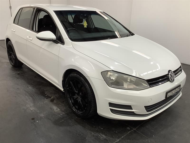 2013 Volkswagen Golf AU 90 TSI White 6 Speed Manual Hatchback62936661709185110