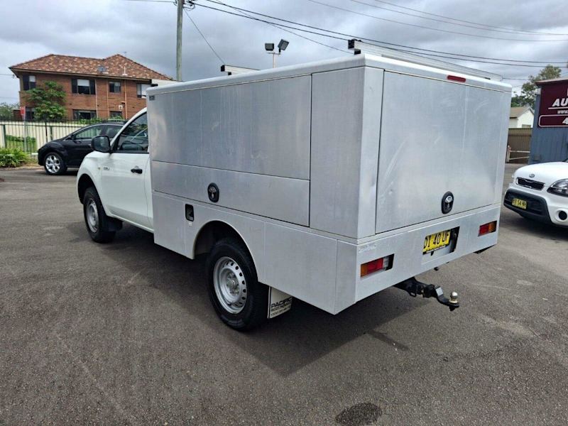 2015 Mitsubishi Triton MQ MY16 GLX White 6 Speed Manual Cab Chassis62936659973890114
