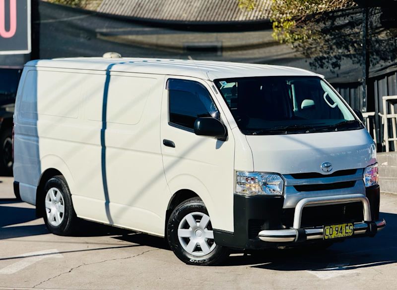 2017 TOYOTA HIACE LWB62932714643457111