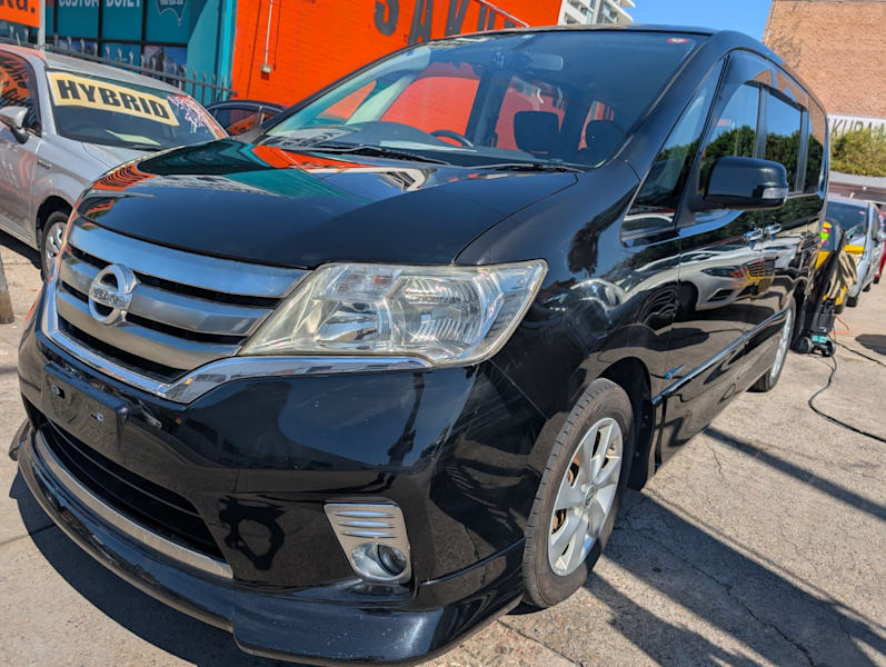2013 NISSAN SERENA 8 seats62882768428931114