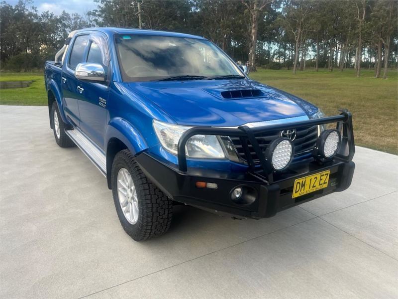 2014 Toyota Hilux KUN26R MY14 SR5 Double Cab Blue 5 Speed Manual Utility62936661308545110