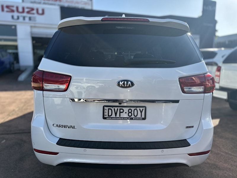 2018 Kia Carnival YP MY18 SLi White 6 Speed Automatic Wagon63437623052545114